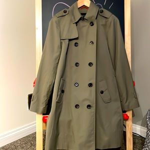 Rw woman’s trench coat army green